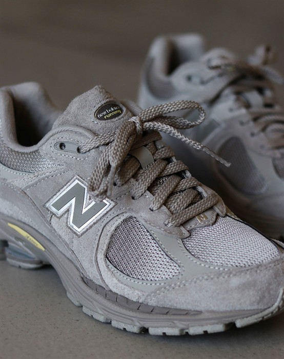 U2002RP Sneakers - Arid Stone/Dockside